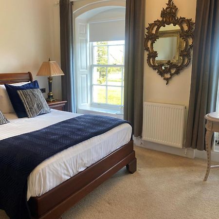 The Retreat New Forest, Hinton ไครสต์เชิร์ช ภายนอก รูปภาพ