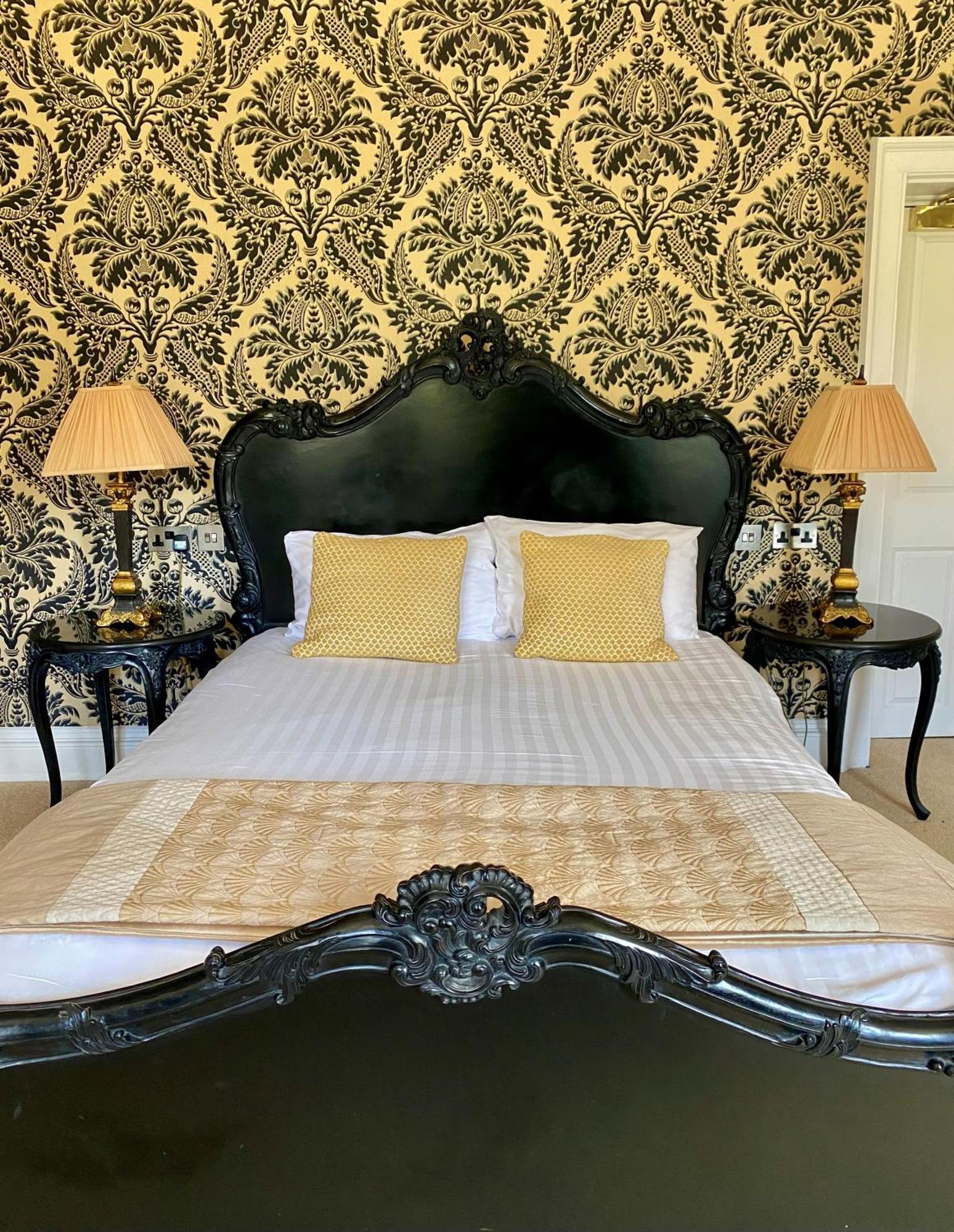 The Retreat New Forest, Hinton ไครสต์เชิร์ช ภายนอก รูปภาพ