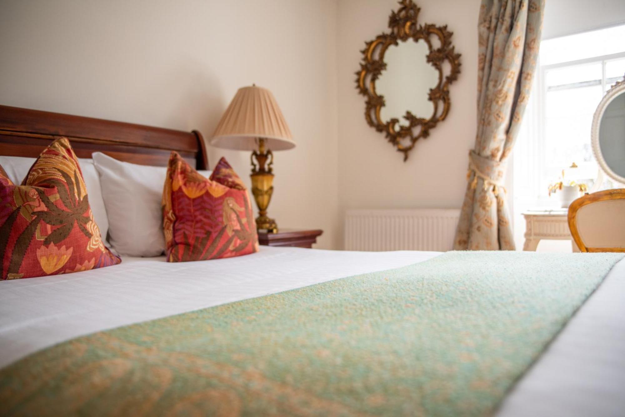 The Retreat New Forest, Hinton ไครสต์เชิร์ช ภายนอก รูปภาพ